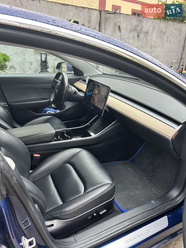 Седан Tesla Model 3 2018 в Одесі фото 6 Седан Tesla Model 3 2018 в Одесі