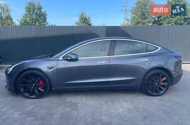 Tesla Model 3  2020