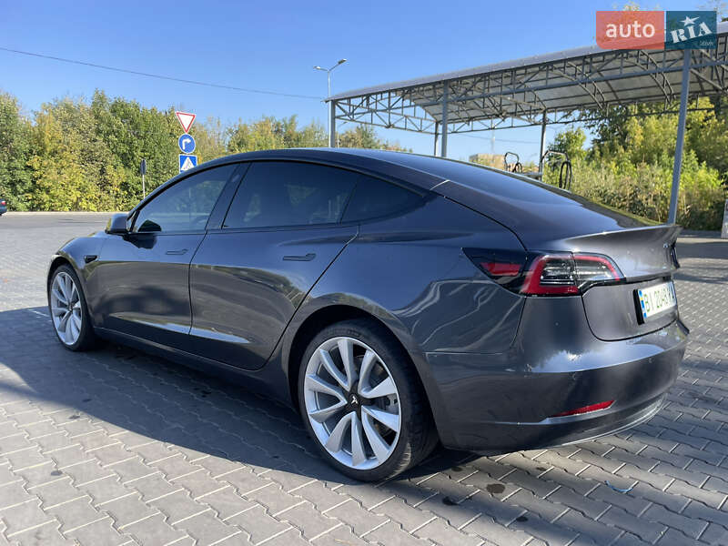 Седан Tesla Model 3 2021 в Полтаве фото 5 Седан Tesla Model 3 2021 в Полтаве