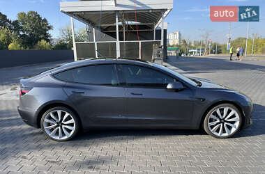 Седан Tesla Model 3 2021 в Полтаве фото 12 Седан Tesla Model 3 2021 в Полтаве