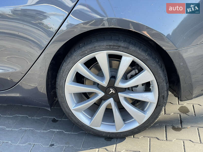 Седан Tesla Model 3 2021 в Полтаве фото 16 Седан Tesla Model 3 2021 в Полтаве