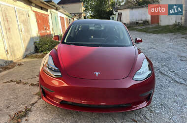 Tesla Model 3  2018