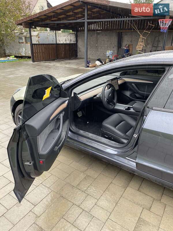 Седан Tesla Model 3 2023 в Києві фото 6 Седан Tesla Model 3 2023 в Києві