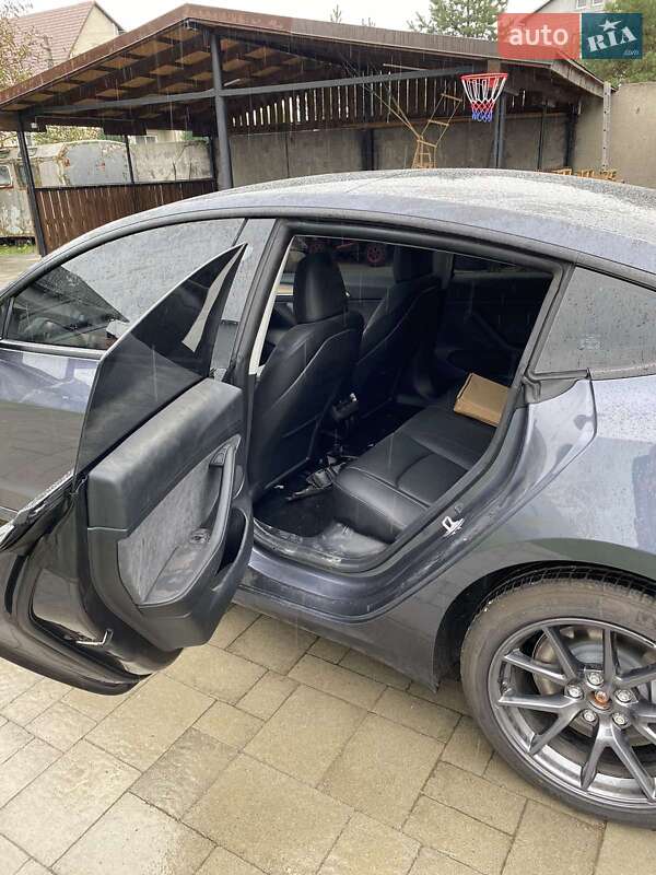 Седан Tesla Model 3 2023 в Києві фото 7 Седан Tesla Model 3 2023 в Києві