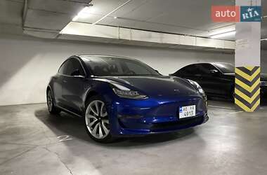 Tesla Model 3 2018