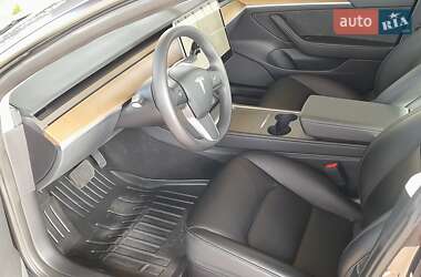 Седан Tesla Model 3 2022 в Киеве
