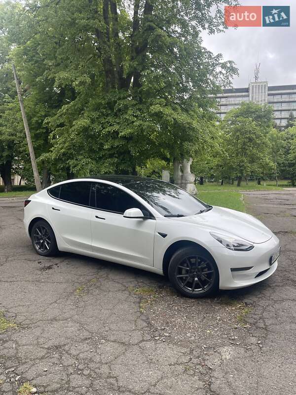 Tesla Model 3 2021 Tesla Model 3 2021