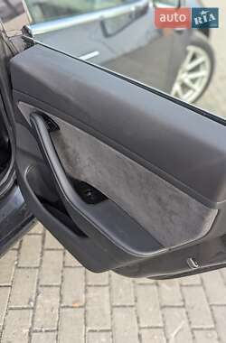 Седан Tesla Model 3 2018 в Шепетівці