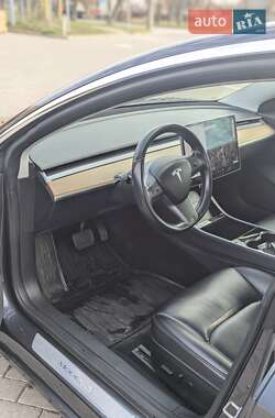 Седан Tesla Model 3 2018 в Шепетівці