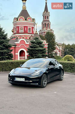 Tesla Model 3  2018