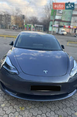Седан Tesla Model 3 2023 в Кривом Роге Седан Tesla Model 3 2023 в Кривом Роге