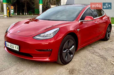 Tesla Model 3  2020