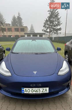 Tesla Model 3  2019