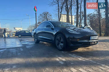 Tesla Model 3  2018