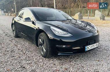 Tesla Model 3  2018