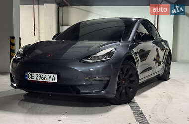 Tesla Model 3  2018