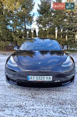 Tesla Model 3  2018