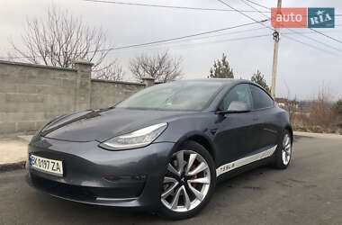 Tesla Model 3 2018