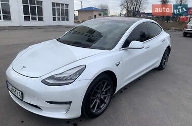 Tesla Model 3  2018