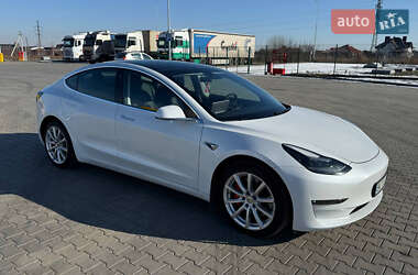 Tesla Model 3  2020