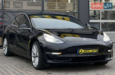 Tesla Model 3  2019