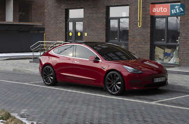 Седан Tesla Model 3 2020 в Полтаве