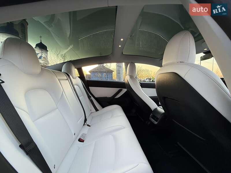 Седан Tesla Model 3 2018 в Черновцах фото 3 Седан Tesla Model 3 2018 в Черновцах