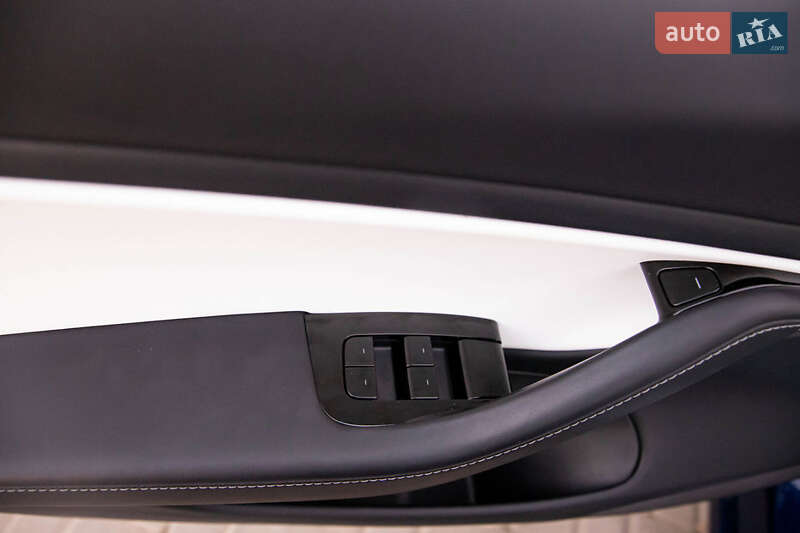Седан Tesla Model 3 2018 в Черновцах фото 10 Седан Tesla Model 3 2018 в Черновцах