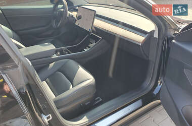 Седан Tesla Model 3 2020 в Хмельницком фото 9 Седан Tesla Model 3 2020 в Хмельницком