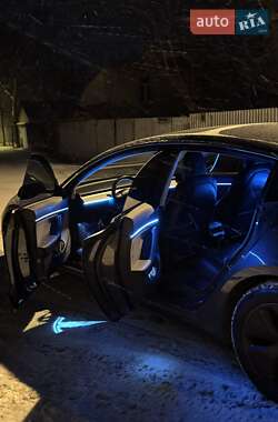 Tesla Model 3  2018