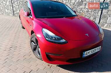 Tesla Model 3  2018