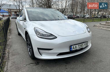 tesla model-3 2019 в Киев от профессионального продавца Алина Шевчук