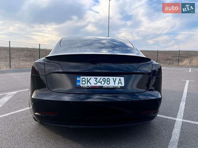 Седан Tesla Model 3 2022 в Ровно фото 15 Седан Tesla Model 3 2022 в Ровно