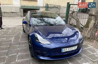 Tesla Model 3  2023