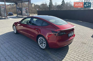 Tesla Model 3  2022
