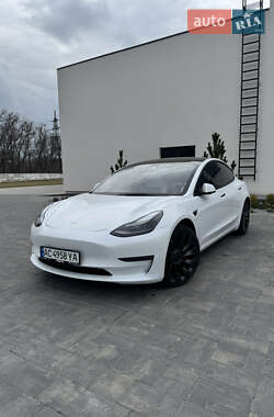 Tesla Model 3  2023