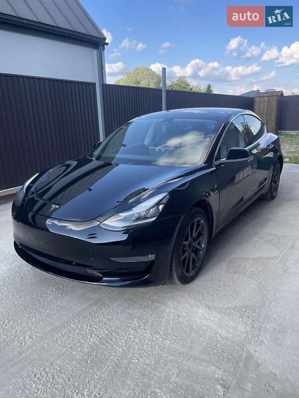 Tesla Model 3 2019 Tesla Model 3 2019
