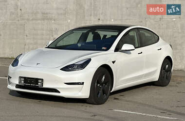 Tesla Model 3  2023