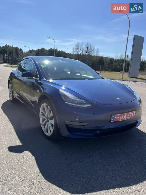 Tesla Model 3 2019