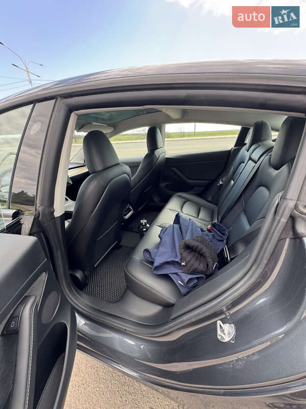 Седан Tesla Model 3 2023 в Одесі фото 9 Седан Tesla Model 3 2023 в Одесі
