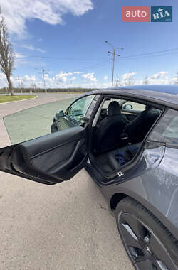 Седан Tesla Model 3 2023 в Одесі фото 10 Седан Tesla Model 3 2023 в Одесі