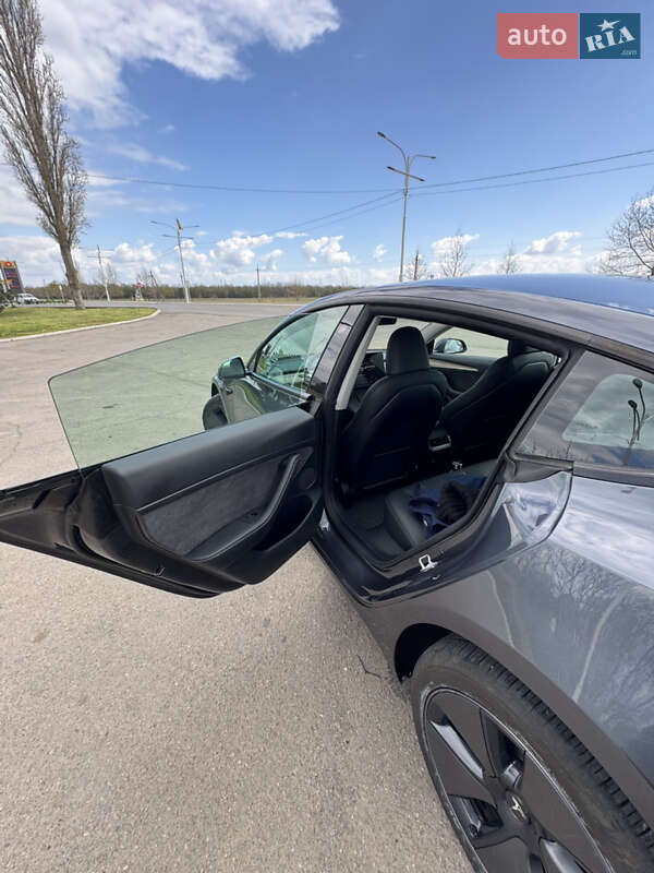 Седан Tesla Model 3 2023 в Одесі фото 10 Седан Tesla Model 3 2023 в Одесі