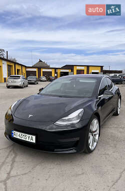 Tesla Model 3  2019