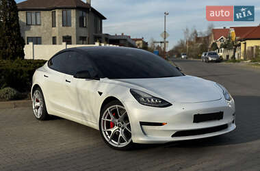 Tesla Model 3  2018