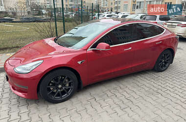 Tesla Model 3  2018