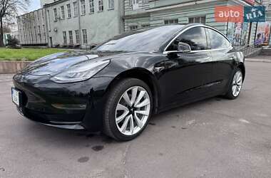 Tesla Model 3  2018