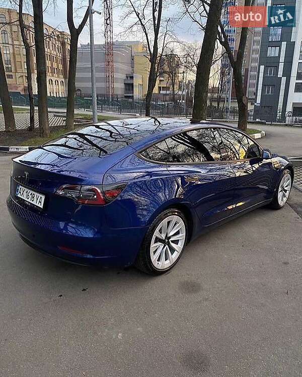 Седан Tesla Model 3 2021 в Киеве фото 3 Седан Tesla Model 3 2021 в Киеве