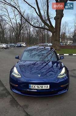 Седан Tesla Model 3 2021 в Киеве фото 2 Седан Tesla Model 3 2021 в Киеве