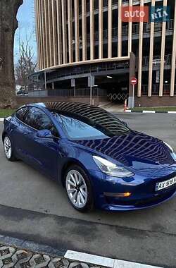 Седан Tesla Model 3 2021 в Киеве фото Седан Tesla Model 3 2021 в Киеве