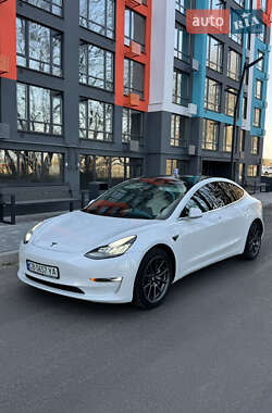 Tesla Model 3  2018